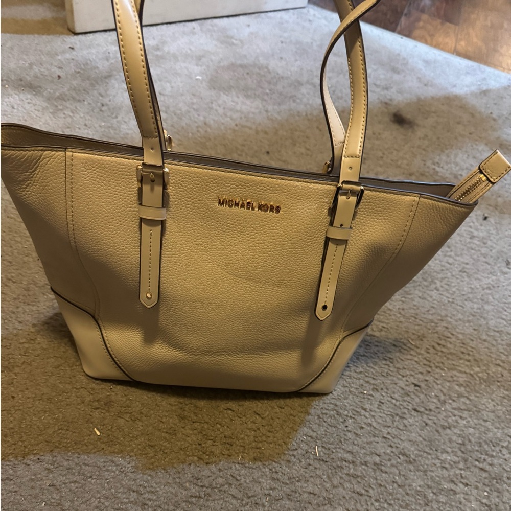 Michael Kors Aria Large Tote Soft Pink Leather Satchel Shoulder Bag NWT